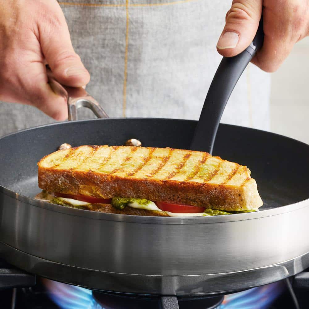 3-Ply Base Stainless Steel Nonstick Round Grill Pan, 10.25 in., Brushed Stainless Steel - Hercitys