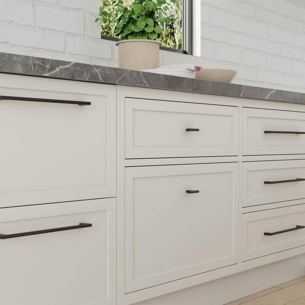 5-Pack Vail 12 in. (305 mm) Center-to-Center Modern Matte Black Bar Drawer Pull - Hercitys