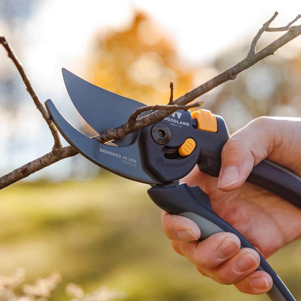 3.75 in. Heavy-Duty Adjustable Bypass Pruning Shears - Hercitys