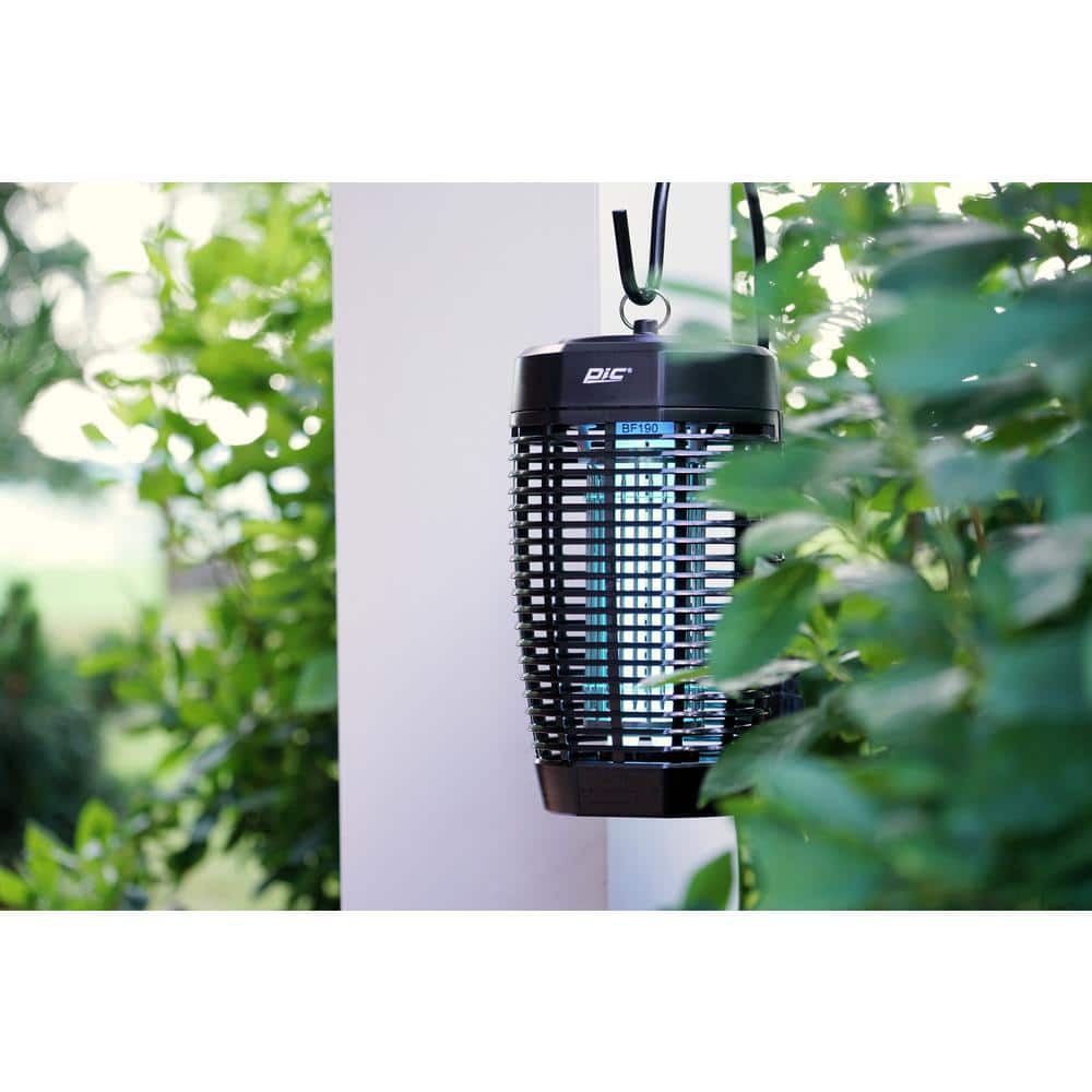 20-Watt Bug Zapper Kills Bugs on Contact with Blue Light Technology - Hercitys