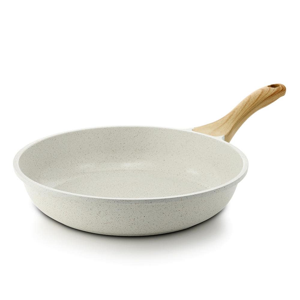 12.5 in. Cast Aluminum Nonstick Coating Frying Pan White Comfortable Grip Bakelite Handle Wood Grain Design - Hercitys