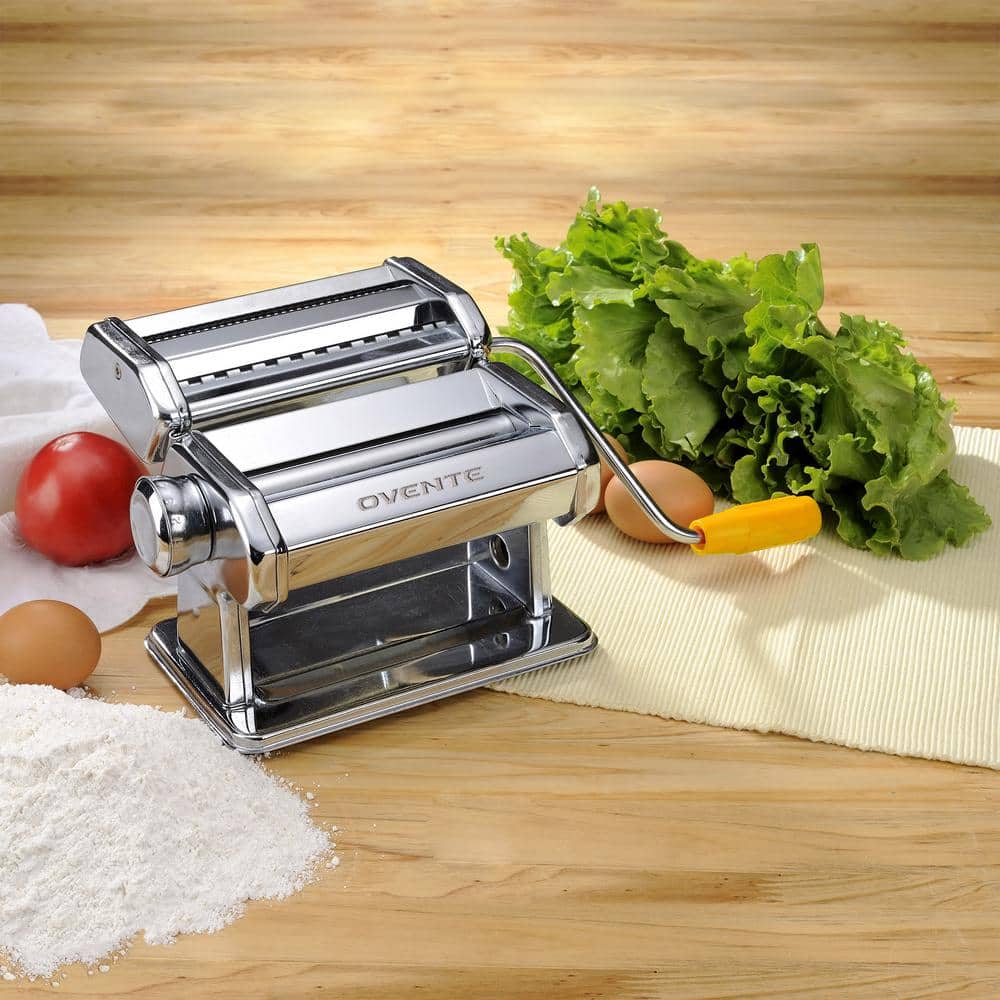 150 mm Silver Stainless Steel Manual Pasta Maker with 7 Thickness Settings and 3 Premium Attachments - Hercitys