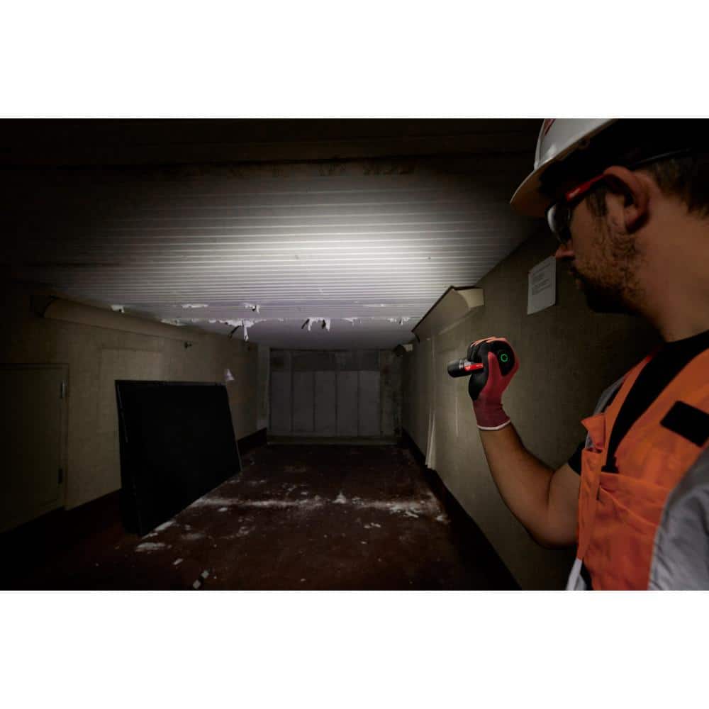 2,000 Lumens REDLITHIUM USB Slide Focus Flashlight with Extra USB 3.0 Ah Battery - Hercitys