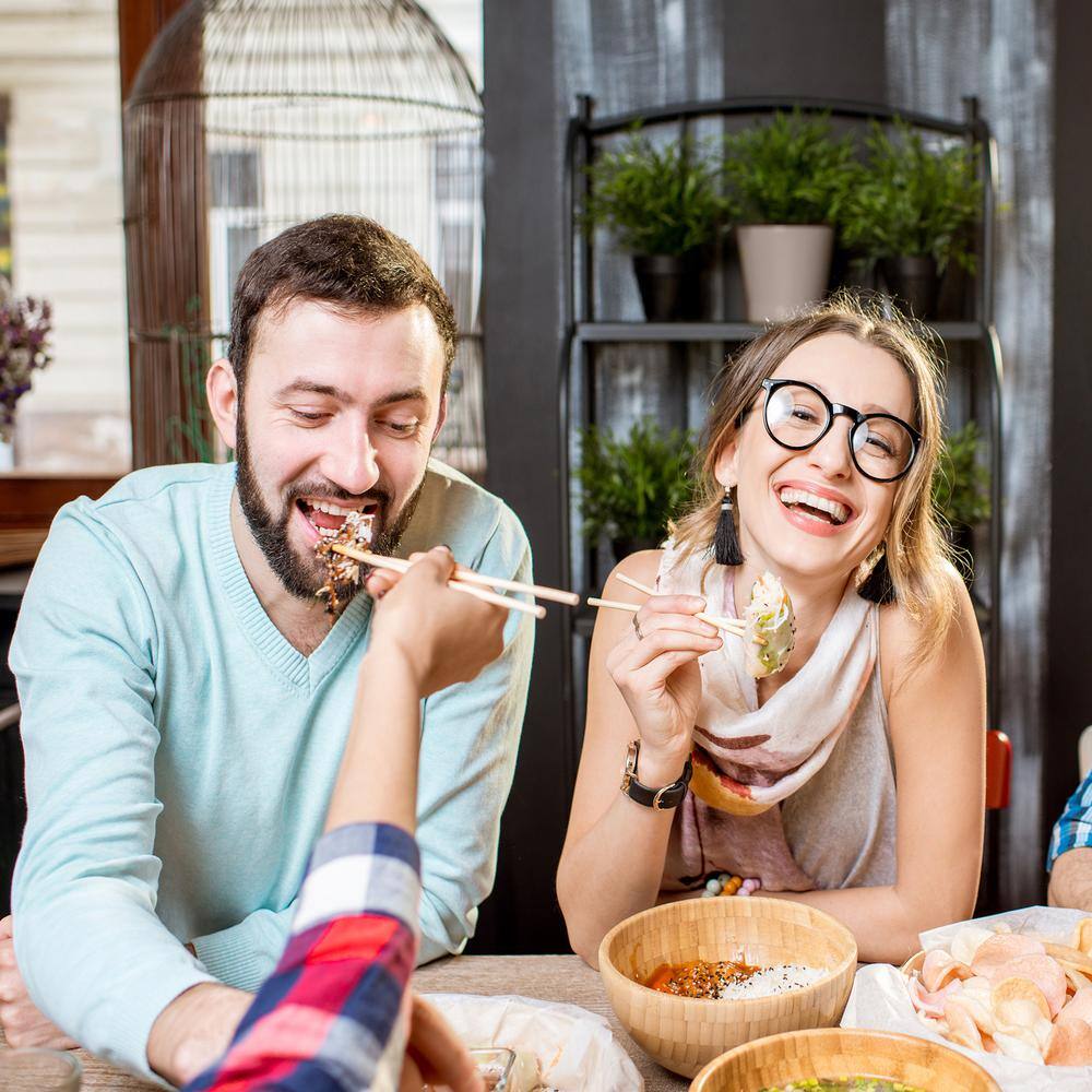 14 in. Cast Iron Wok with Handles - Hercitys