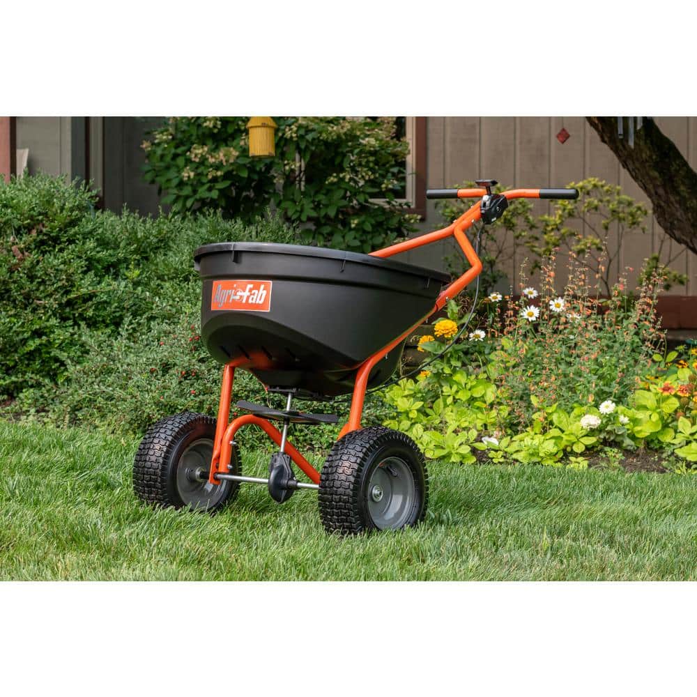 17,500 sq. ft. Coverage Push Broadcast Spreader - Hercitys