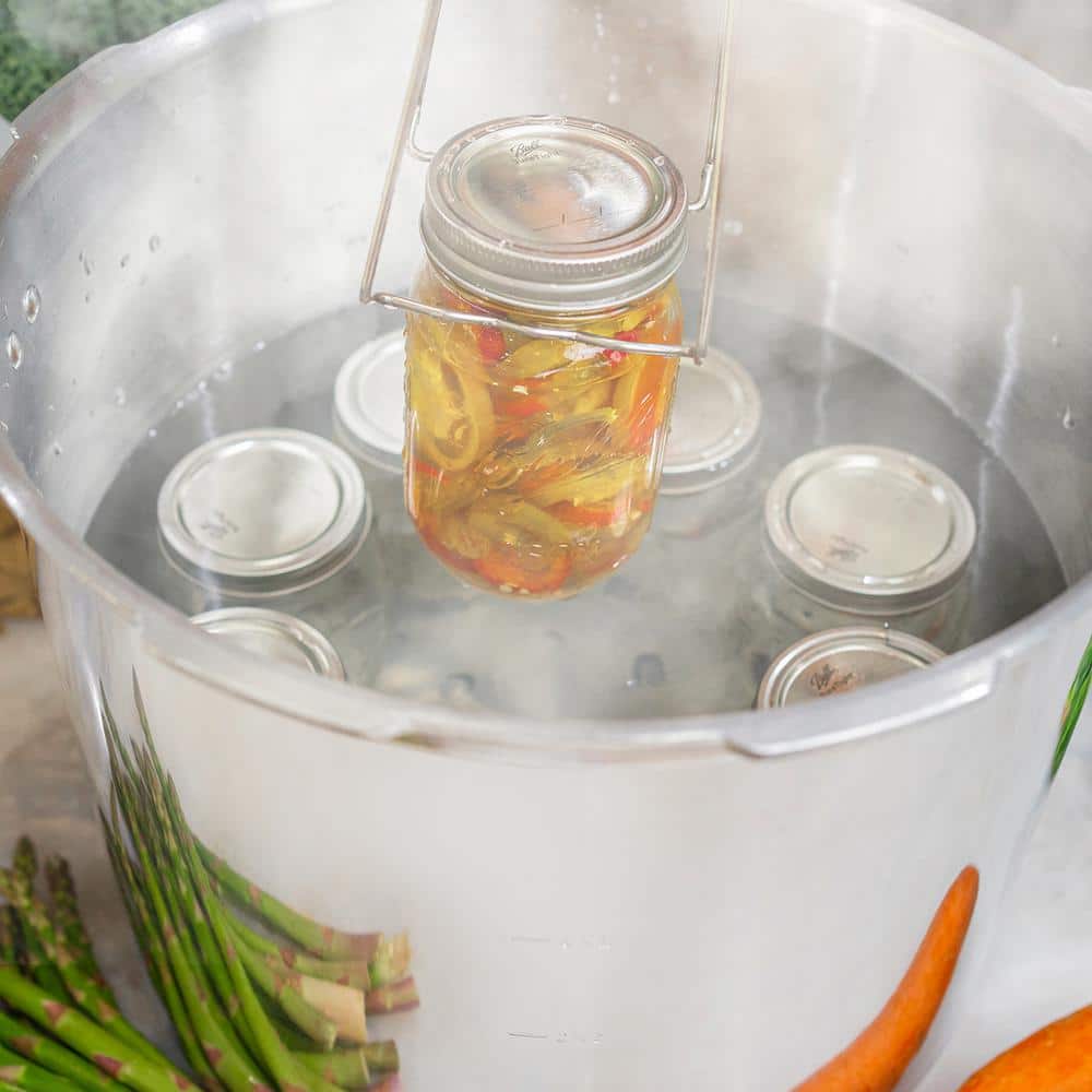 22 Qt. Aluminum Pressure Cooker with Built-in Dial Gauge - Hercitys