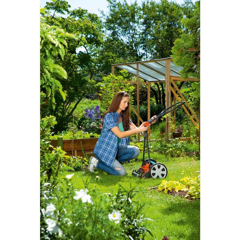 16 in. Classic 5 Blade Walk Behind Reel Lawn Mower - Hercitys