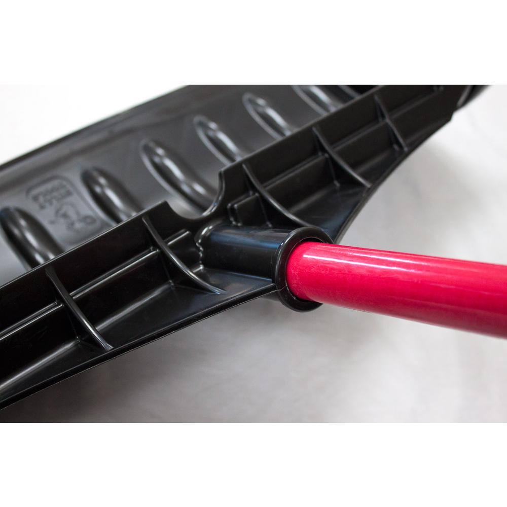 27 in. Fiberglass D-Grip Handle Snow Pusher - Hercitys