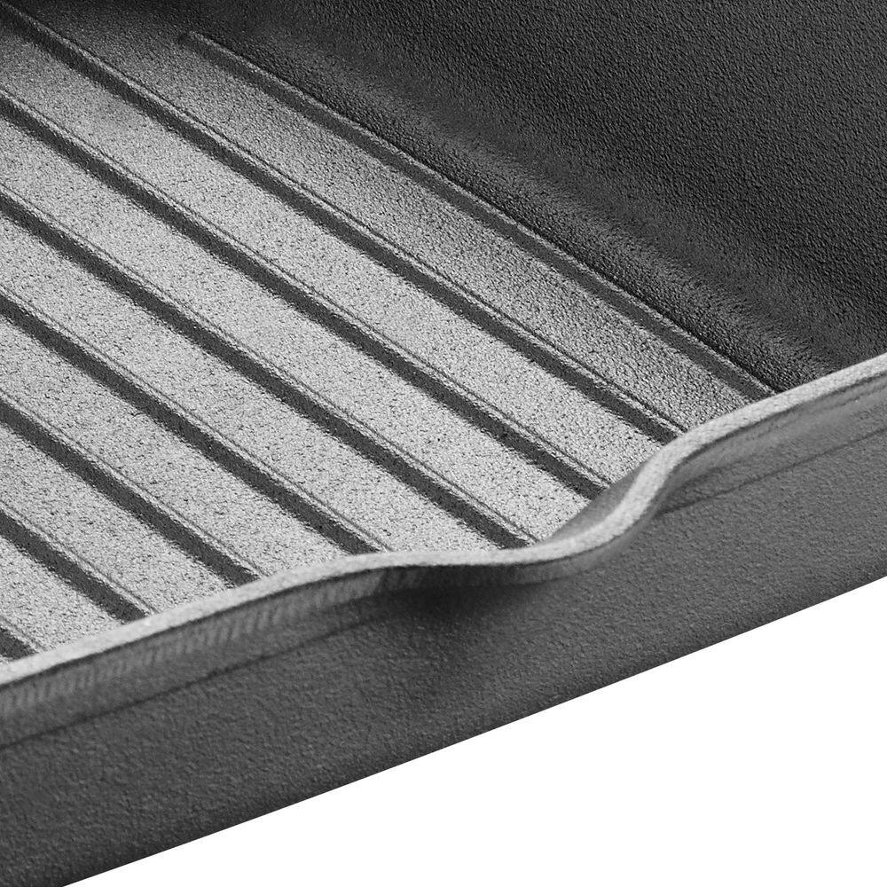 10 in. Cast Iron Grill Pan with Helper Handle - Hercitys