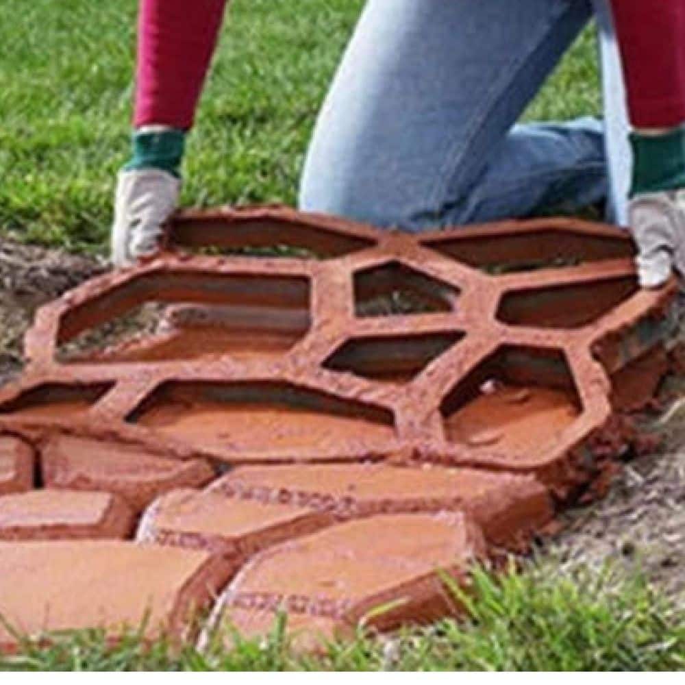 16.9 in. x 16.9 in. x 1.6 in. Plastic Molding Stepping Stone Stone Paver Accessory Concrete Molds, Black (1-Piece) - Hercitys