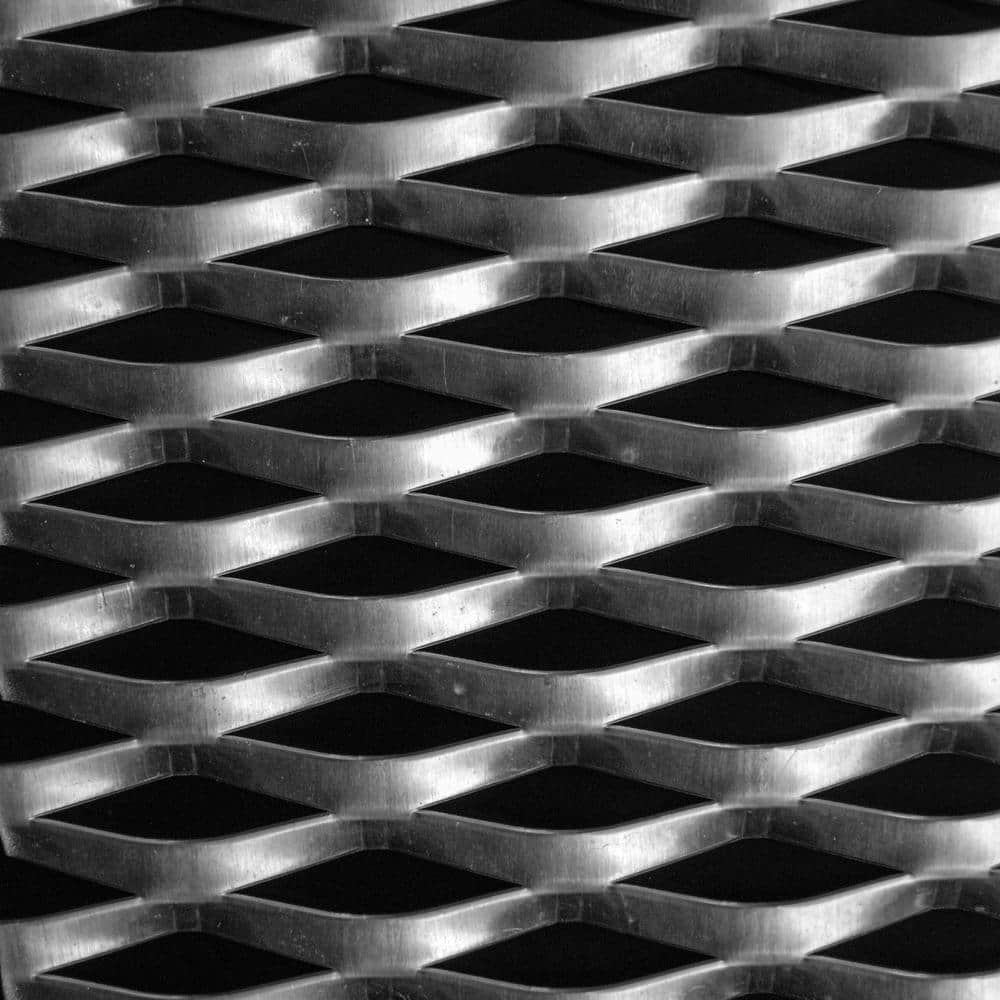 24 in. x 24 in. – 18 Gauge Plain Steel Expanded Metal – 3/4 in. O/C Spacing - Hercitys