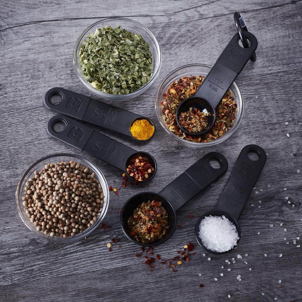 15-Piece Black Classic Tool and Gadget Set - Hercitys