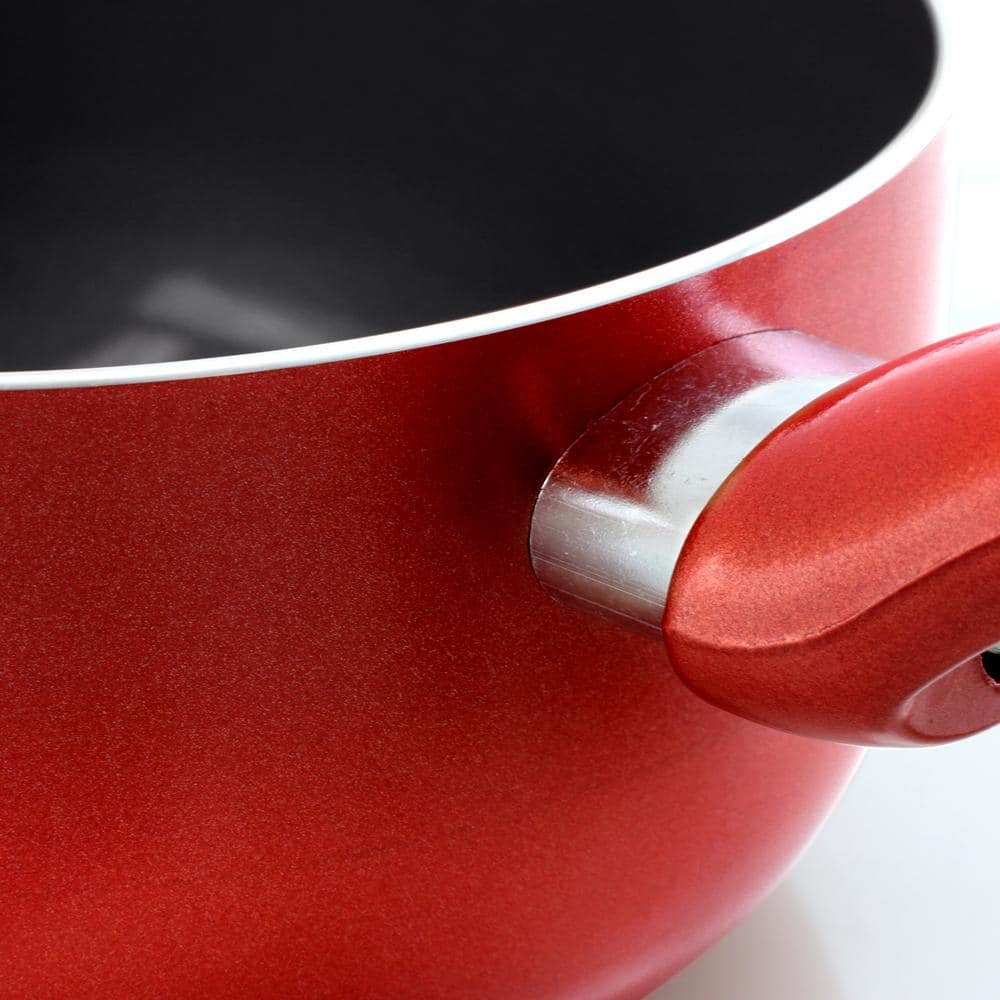 1.5 qt. Aluminum Ceramic Coated Saucepan in Red with Glass Lid - Hercitys