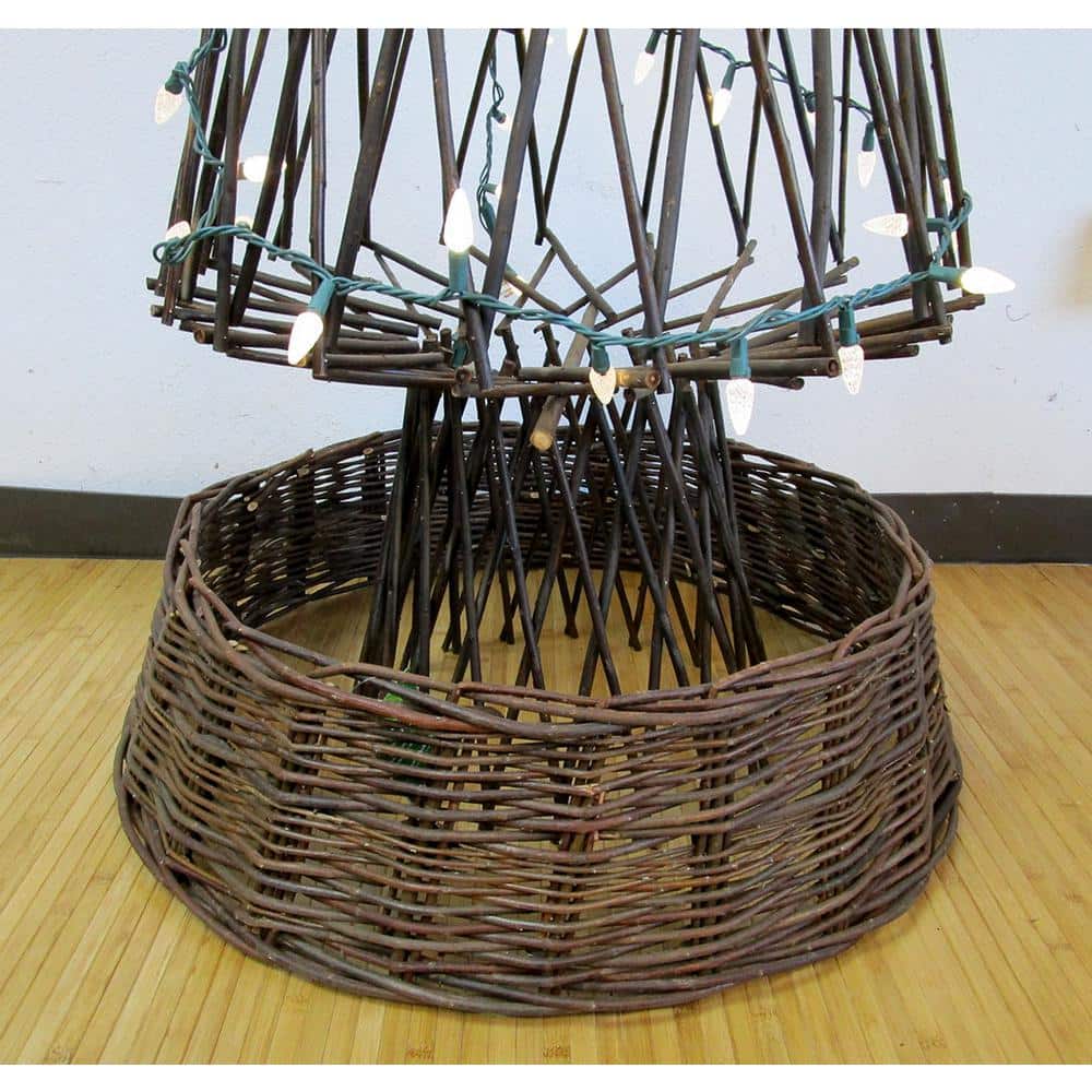 24 in. Dia Willow Ring Tree Skirt - Hercitys