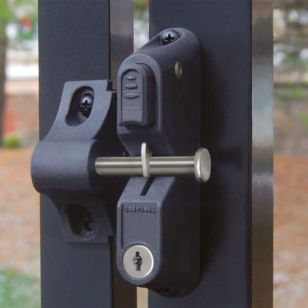 4.687 in. x 5.187 in. Black Nylon with Stainless Steel 2-Sided Key Locking Gravity Latch - Hercitys