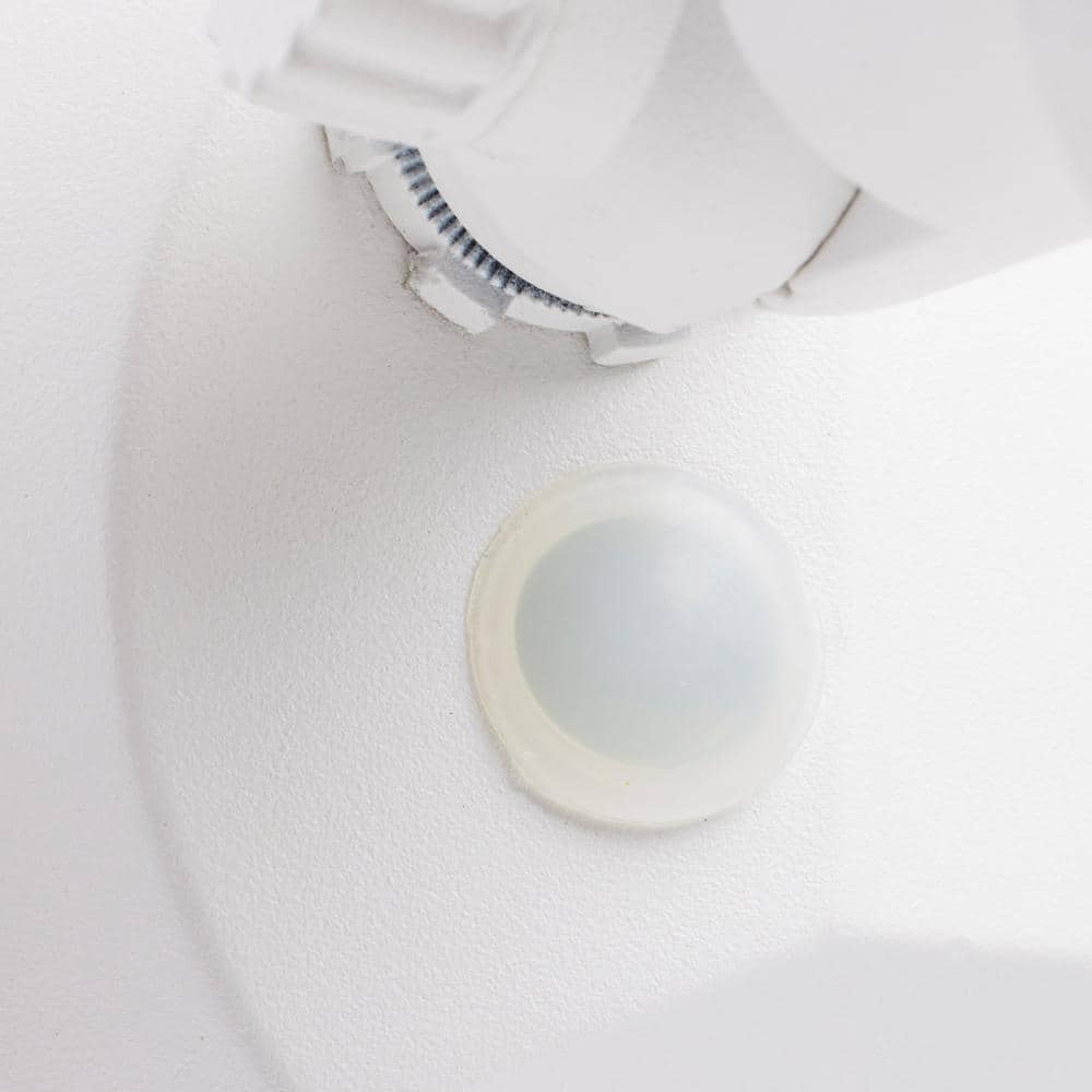 125-Watt Equivalent 1900 Lumen 90-Degree White Integrated LED Flood Light - Hercitys