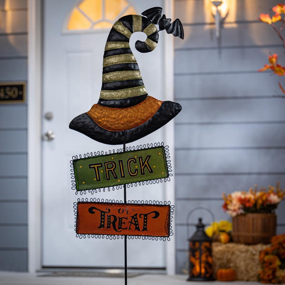 37 in. Metal Witch’s Hats with Halloween Signs Yard Stake (Set of 2) - Hercitys