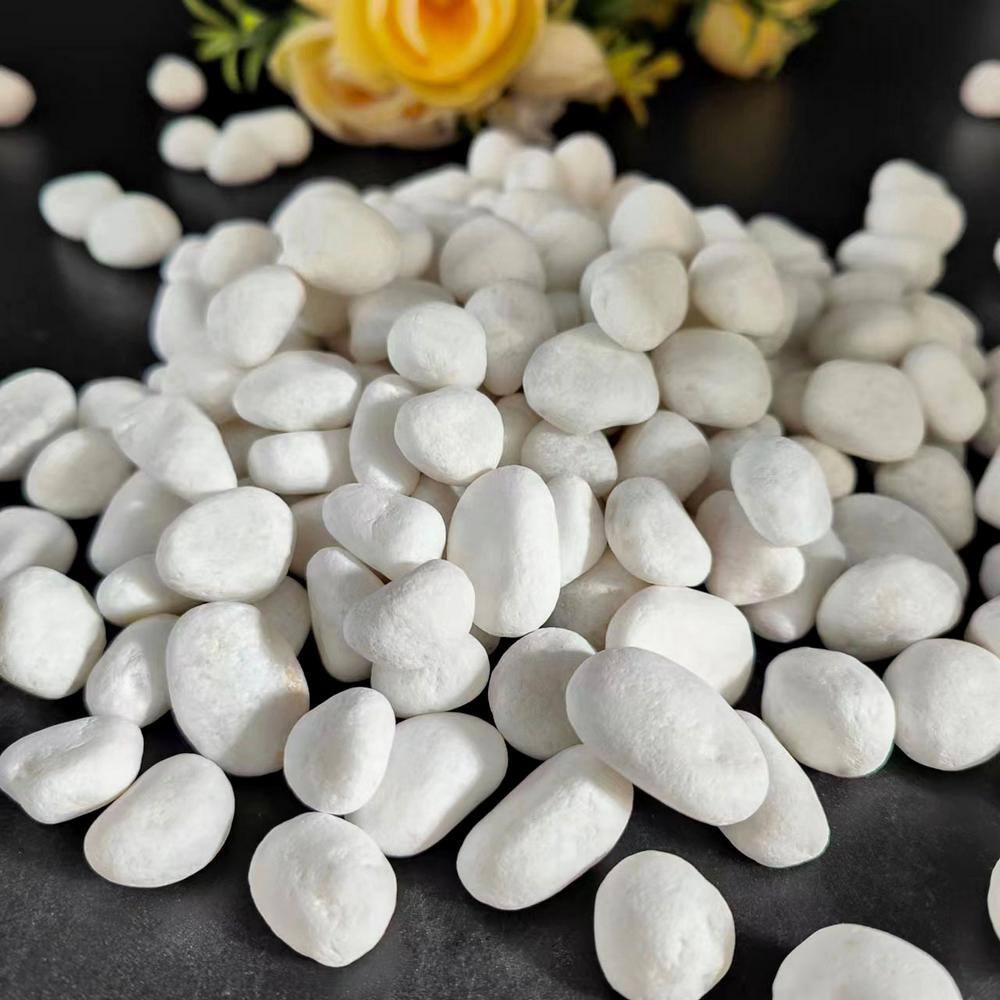 0.40 cu. ft. 0.25 in. to 0.75 in. 30 lbs. Grade A White Polished River Pebbles - Hercitys