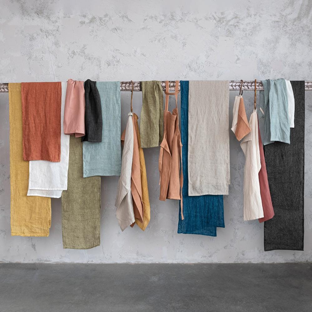 14 in. W x 108 in. L Charcoal Gray Solid Stonewashed Linen Table Runner - Hercitys