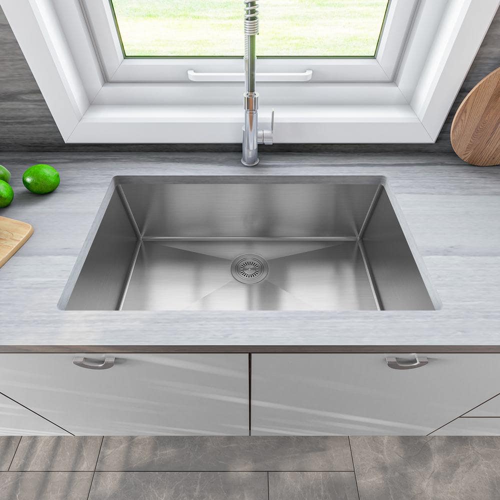 32 in. Undermount Single Bowl 18-Gauge 304 Stainless Steel Kitchen Sink - Hercitys