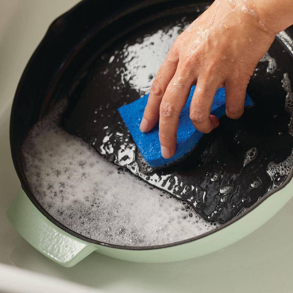 12 in. Enameled Cast Iron Cast Iron Frying Pan in Pistachio - Hercitys