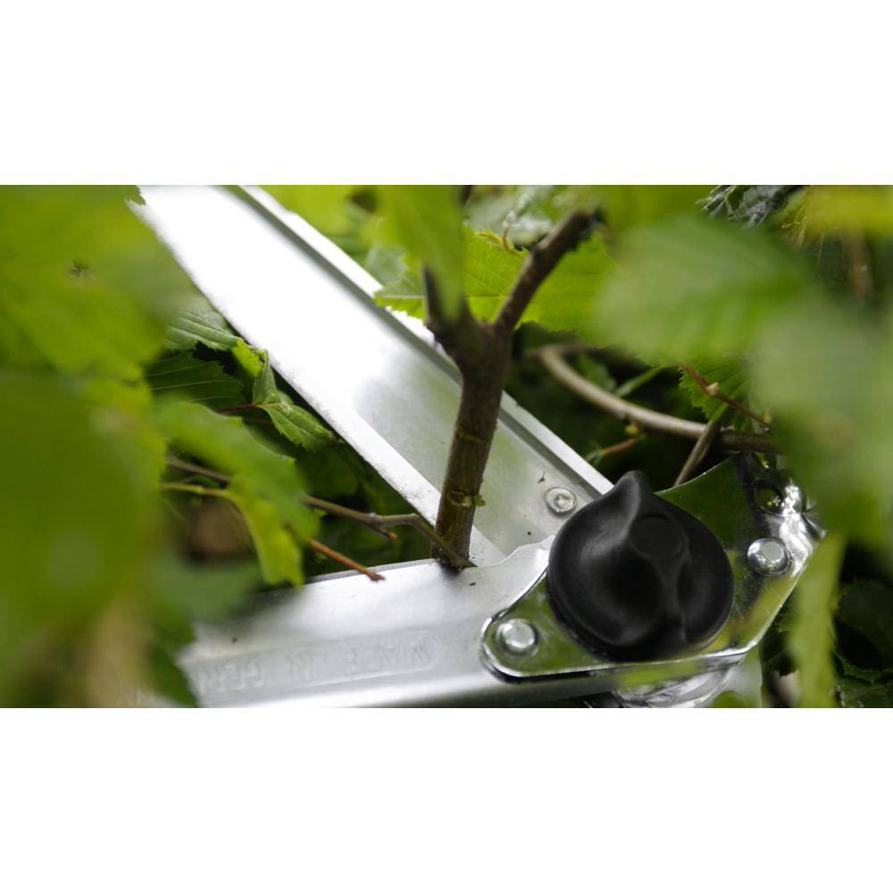 24 in. x 12 in. Hedge Shear, Wood Handles - Hercitys