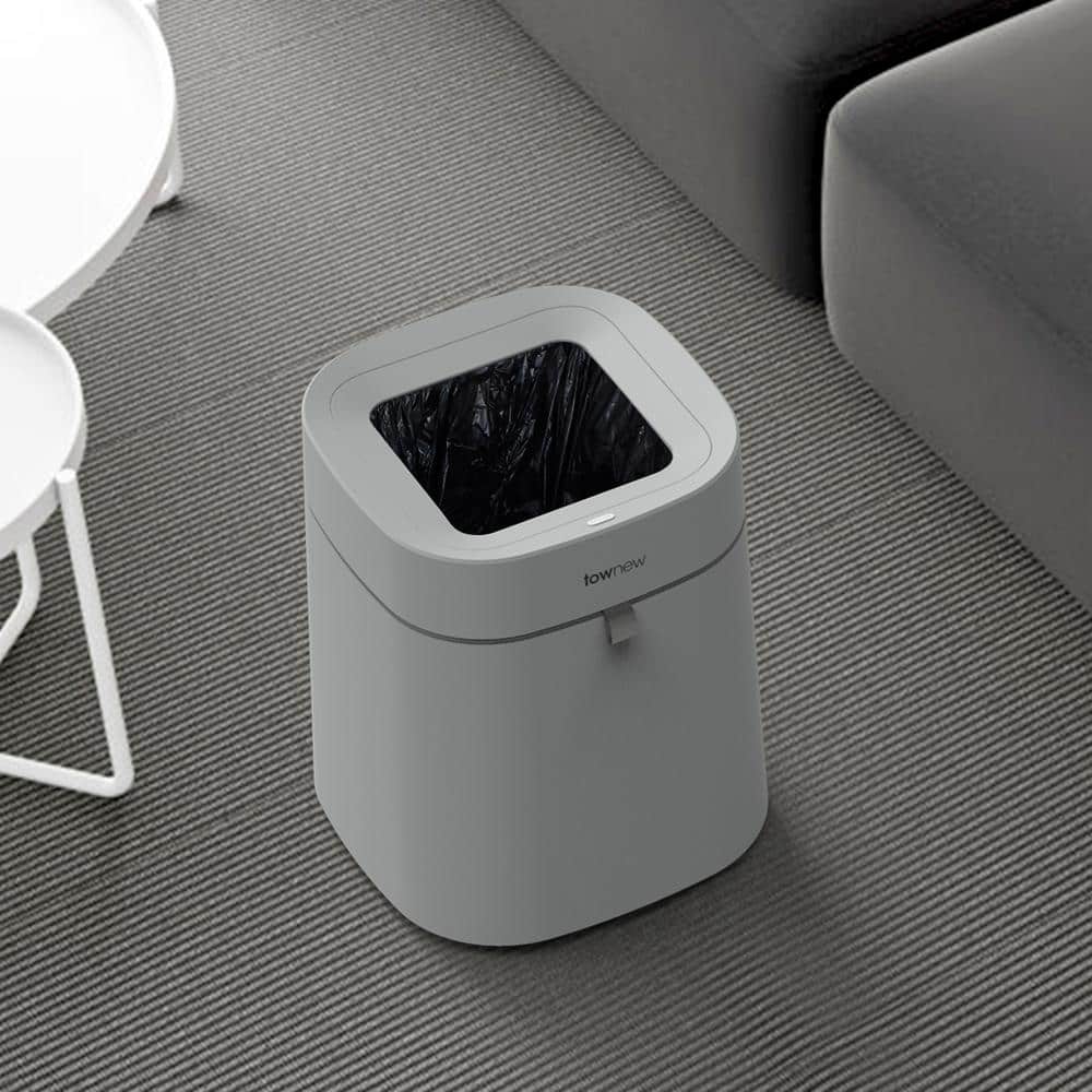 4.4 Gal. White Air Lite Smart Trash Can - Hercitys