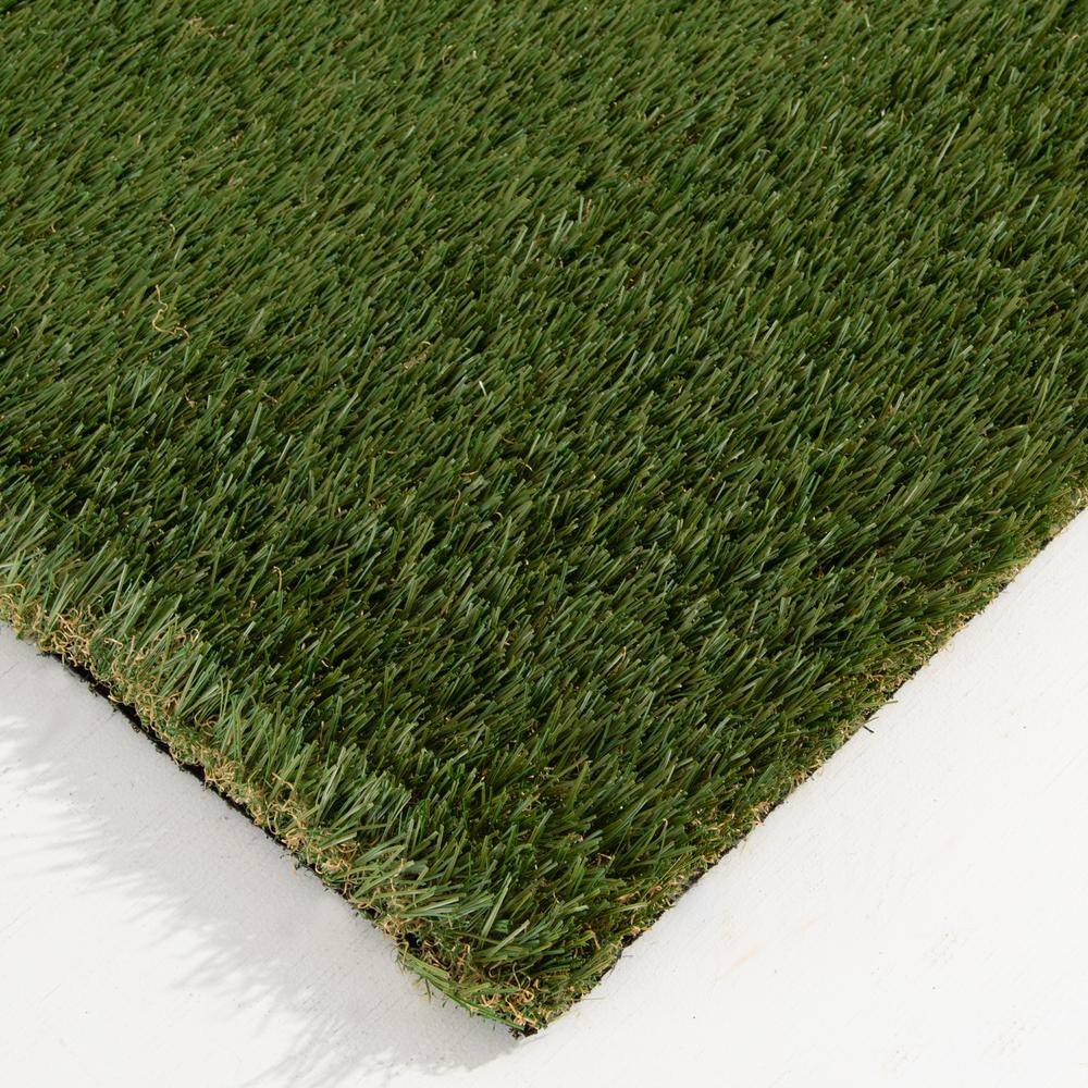 56 oz. 5 ft. x 7 ft. Field/Olive Green Artificial Grass Rug - Hercitys