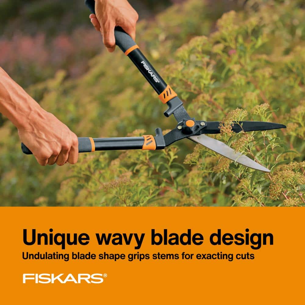 22 in. Wavy-blade Hedge Shears with Adjustable Blades - Hercitys