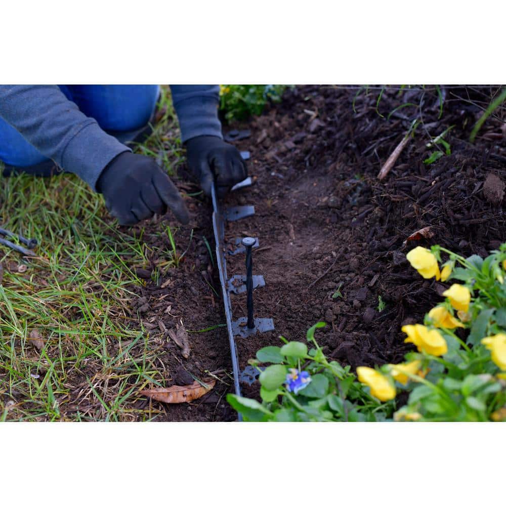 2 in. x 100 ft. Black Polyethylene Scalloped Woodgrain No-Dig Edging Kit - Hercitys