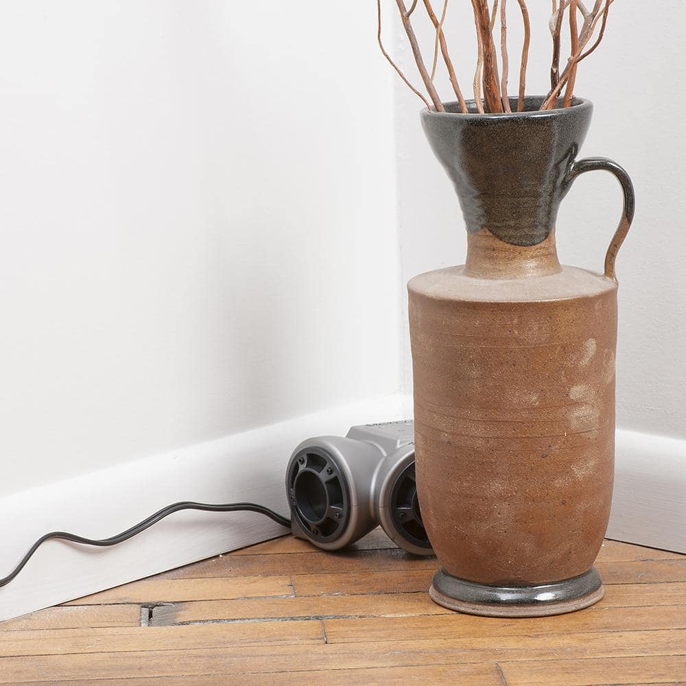 3-Speaker Ultra PestChaser Rodent Repellent - Hercitys