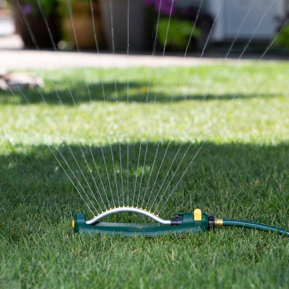 3200 sq. ft Oscillating Sprinkler - Hercitys