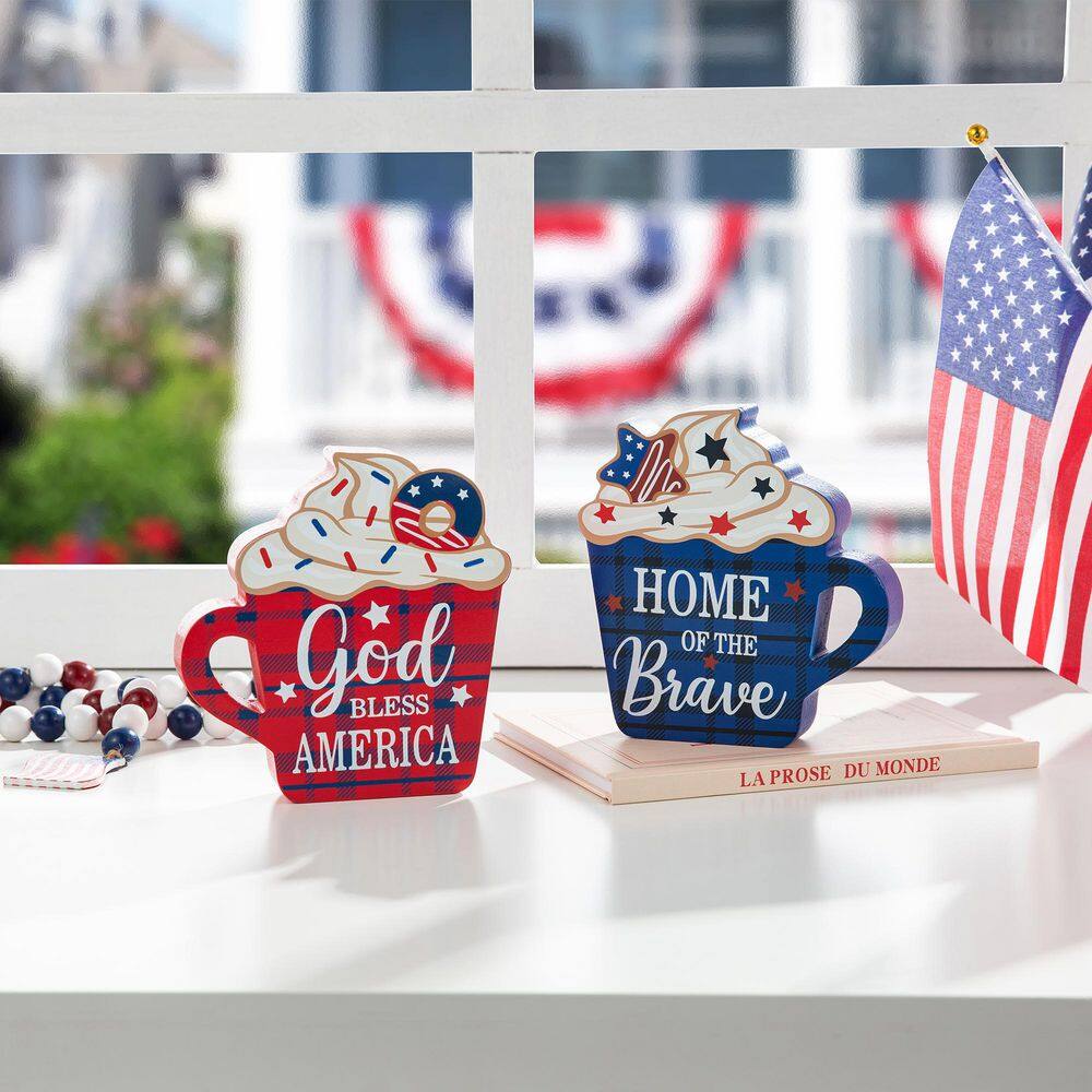 5.5 in. H Patriotic / Americana Christmas Wooden Coffee Cup Table Decor (Set of 2) - Hercitys