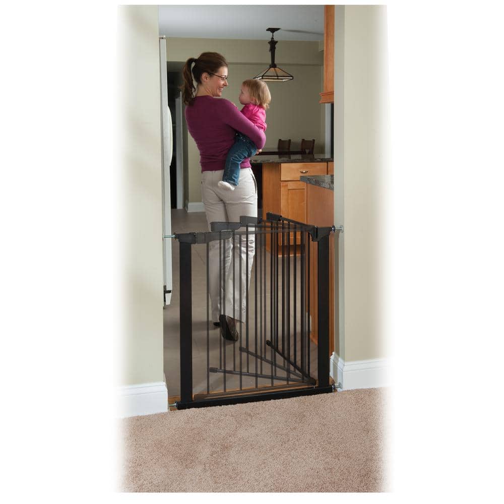 29.5 in. H Pressure Mount Gate Auto Close Gateway in Black - Hercitys