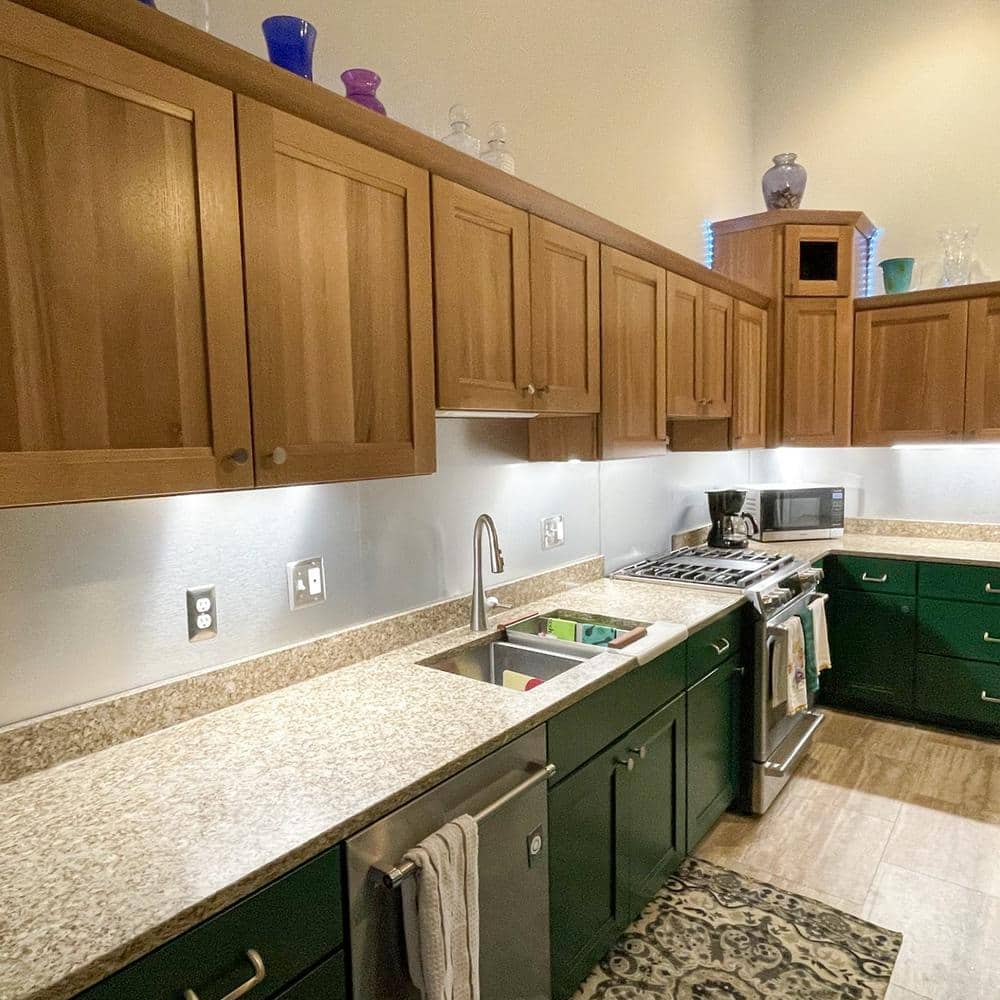 4 ft. x 8 ft. Laminate Sheet in Aluminum with Brushed Aluminum Finish - Hercitys