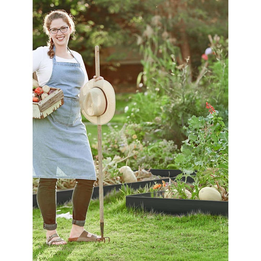 4 in Tall, 33 ft. Landscape Edging with Hammer and Staples, Black - Hercitys