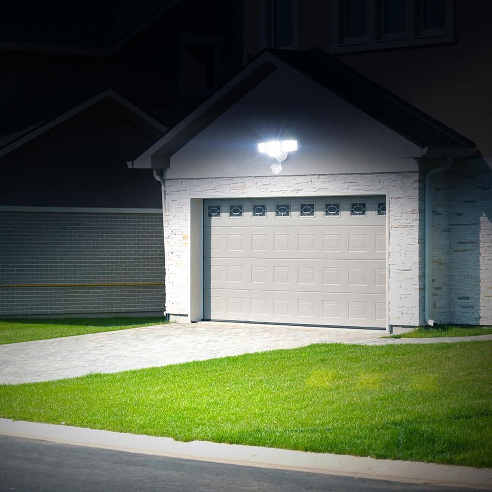 475-Watt equivalent 9000 Lumen 180° White Motion Sensing Integrated LED Flood Light - Hercitys