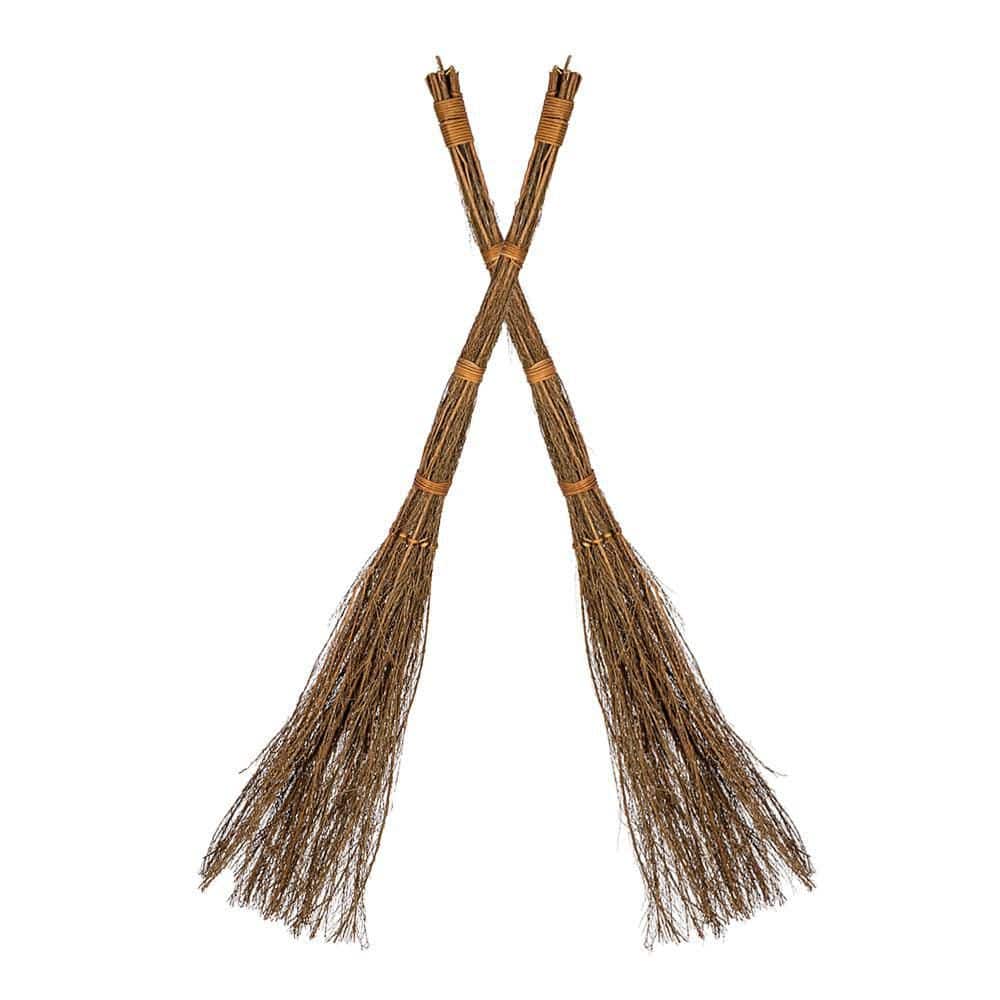 36 in. Classic Cinnamon Scented Broom (2-Pack) - Hercitys