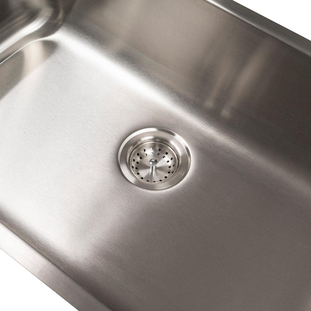32 in. Undermount Single Bowl 18 Gauge Stainless Steel Kitchen Sink with Strainer - Hercitys