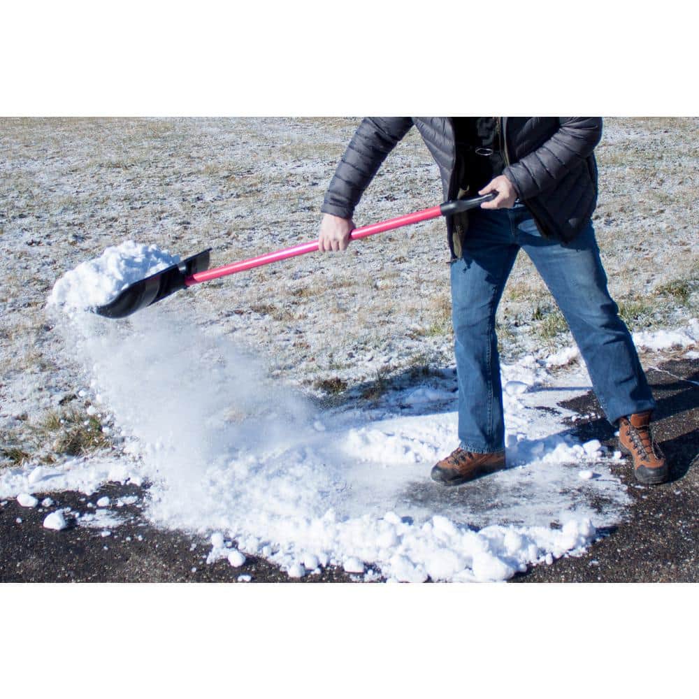 22 in. Combination Snow Shovel with Fiberglass D-Grip Handle - Hercitys