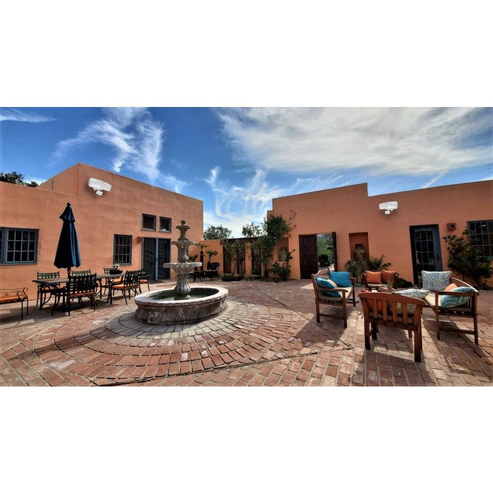 1200 Lumen 180 Degree Black Motion Dusk to Dawn Integrated LED AI Smart Area Flood Light w/Dual Side Solar Panel - Hercitys