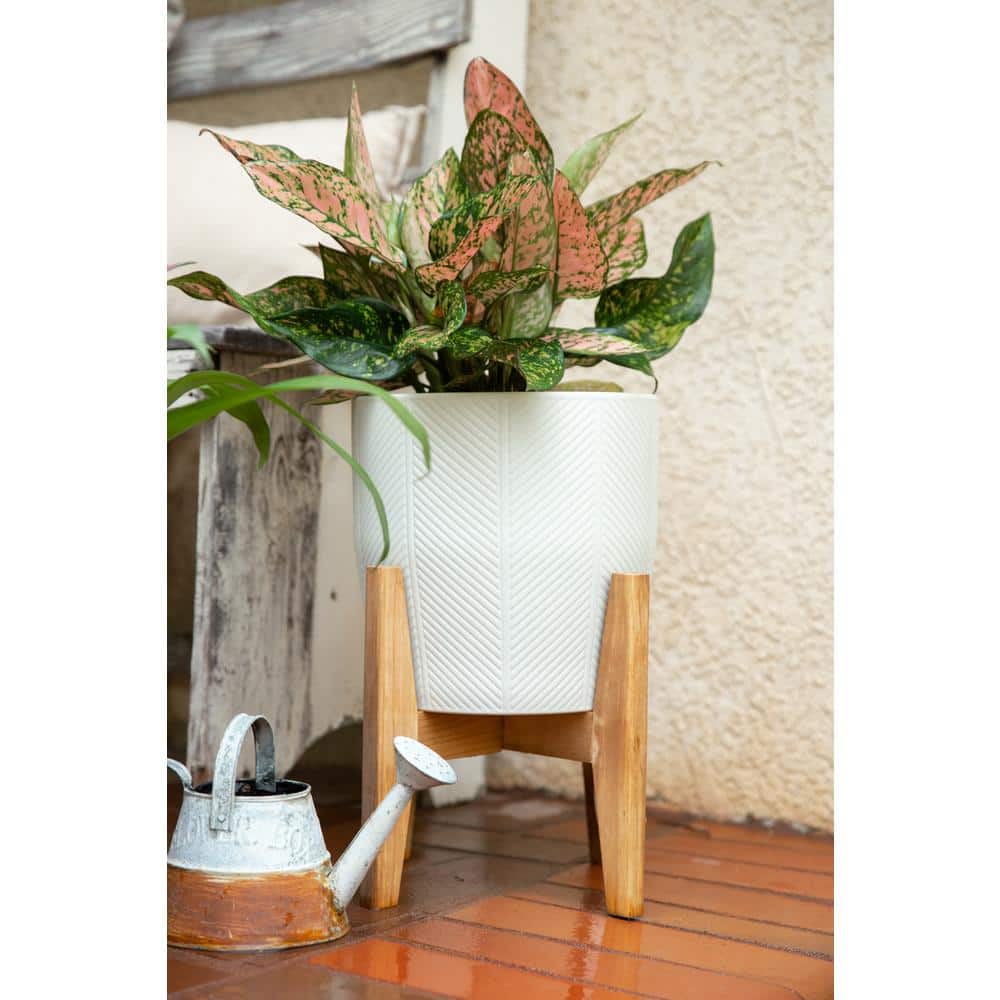 10 in. and 6.6 in. Matte White Chevron Ceramic Plant Pot on Wood Stand Stand Mid Century Planter (Set of 2) - Hercitys