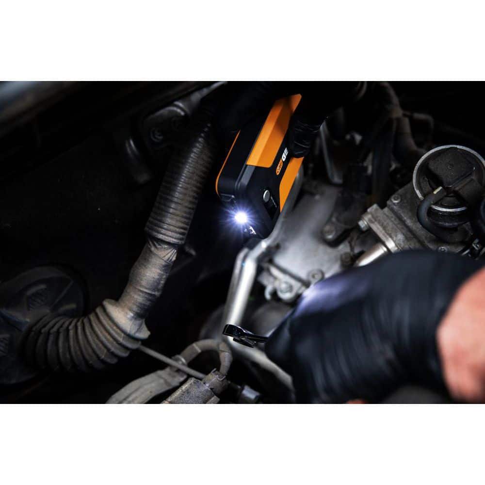 1200A 12-Volt Lithium Battery Jump Starter and Powerbank - Hercitys